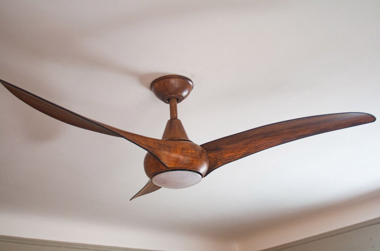 خنک کردن آپارتمان با پنکه سقفی